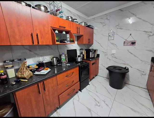 3 BEDROOM PROPERTY TO RENT IN LAUDIUM